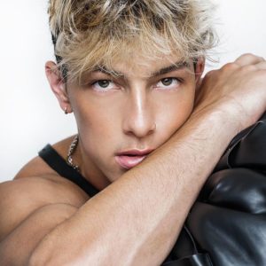 Tayler Holder (TikTok Star) Wiki, Bio, Age, Height, Weight, Girlfriend