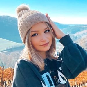 Alina Mour (TikTok Star) Wikipedia, Bio, Age, Height, Weight, Body ...