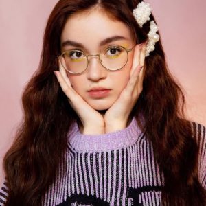 Anna Cathcart Bio, Wiki, Age, Height, Weight, Body Measurements, Net