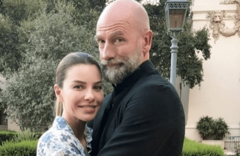 Gwen-McTavish-with-her-husband-image