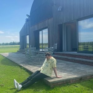 Sam Smith Wiki, Age, Net Worth, Height, Sexuality, Girlfriend, Family