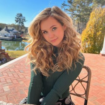 Caylee Cowan Height Weight Body Stats Age Family Facts