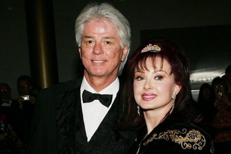 naomi-judd-husband