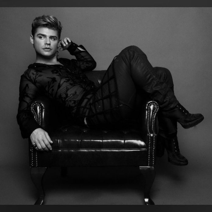 garrett-clayton-age