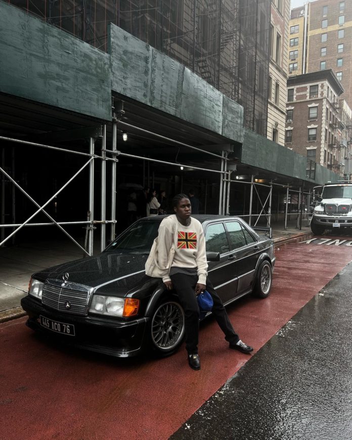 Daniel Caesar Daniel Caesar