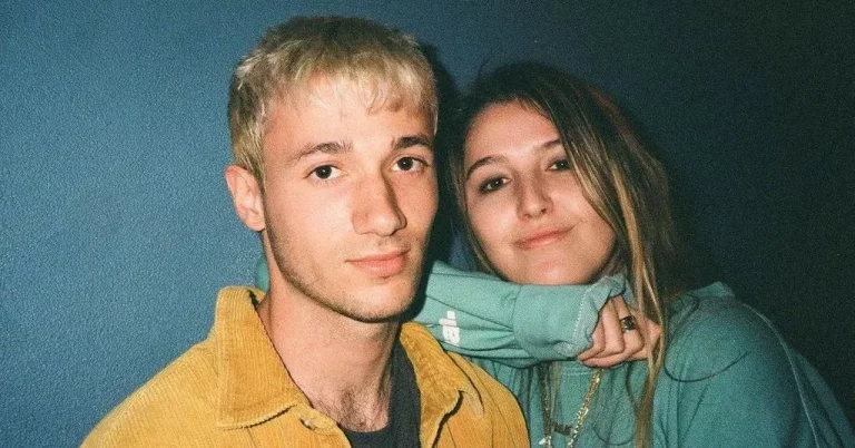chelsea-cutler-girlfriend-jeremy-zucker-image