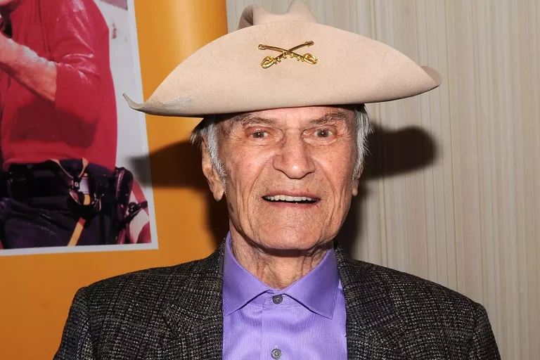 larry-storch