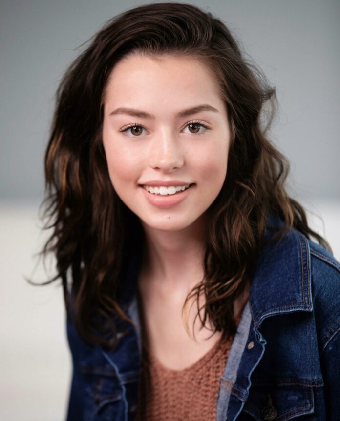 anneliese-judge-height