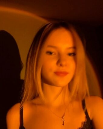 Daneliya Tuleshova Age, Bio, Height, Weight, Boyfriend - Pop Creep