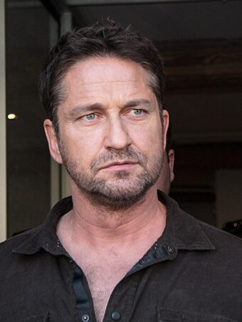 Gerard Butler Bio, Parents, Ethnicity, Earning From Movie 'Last Seen ...