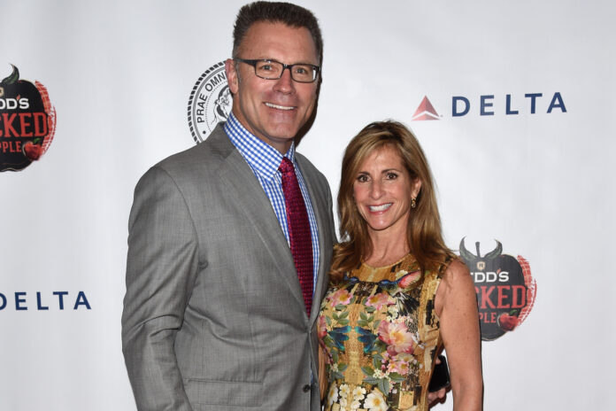 howie-long-wife-diane-addonizio-image howie-long-wife-diane-addonizio-image