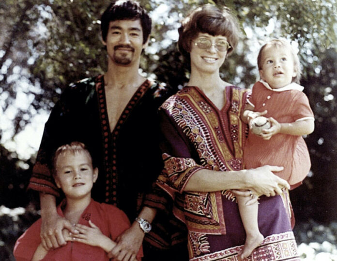 linda-lee-cadwell-with-family linda-lee-cadwell-with-family
