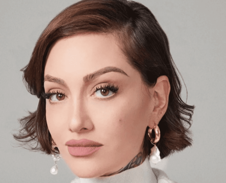 Erin Parsons [Makeup Artist] Wiki, Age, Bio, Net Worth, Boyfriend, Facts