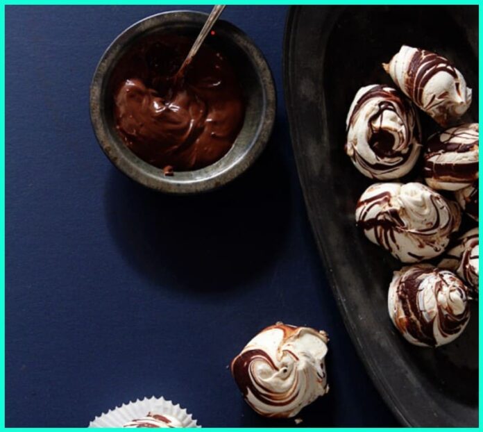 chocolate-swirled-meringues-with-rose-berries-cream