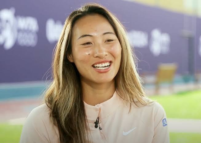 Zheng Qinwen Age Zheng Qinwen Age